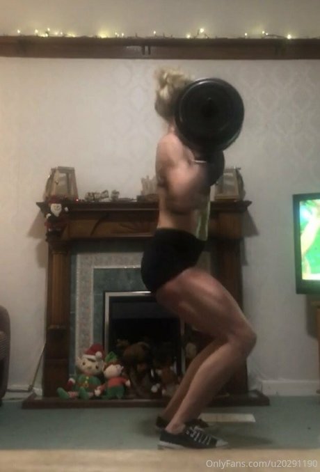 hornycavegirl Model OnlyFans Foto