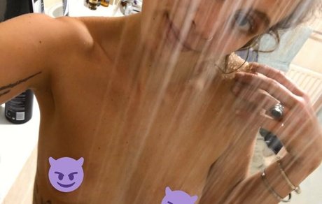 hornycavegirl OnlyFans