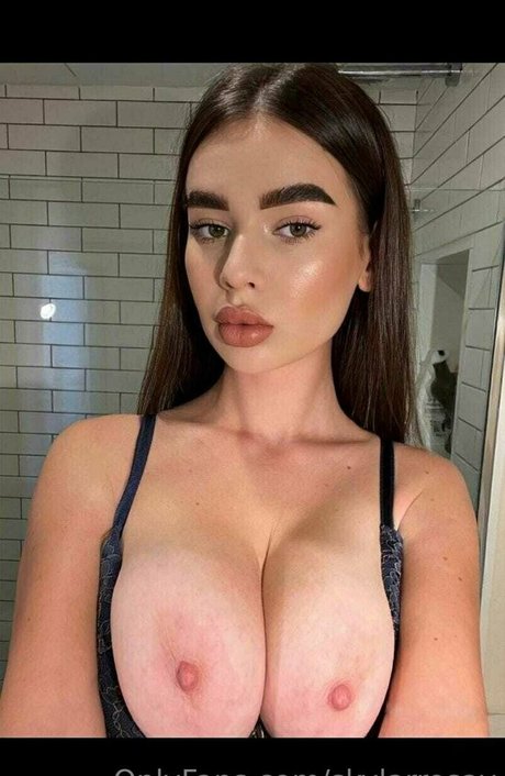 skylarrosay OnlyFans geleakt.