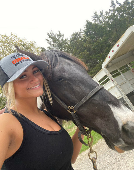 farynlicious OnlyFans Pornografie