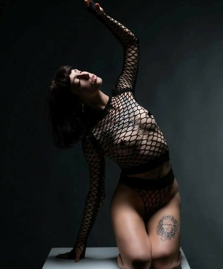 ssugarshock OnlyFans Striptease