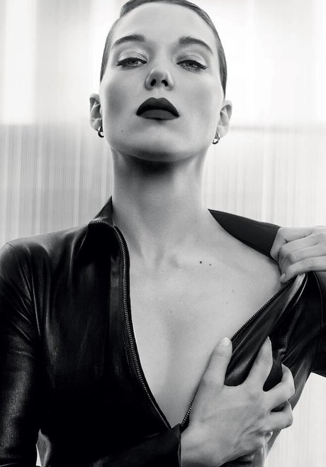 Lea Seydoux OnlyFans Strip