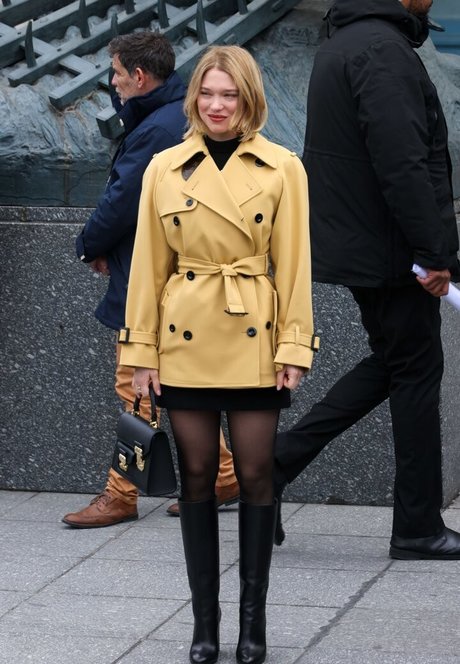 Lea Seydoux OnlyFans Model Bilder