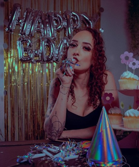 kittymekelsey OnlyFans Strip