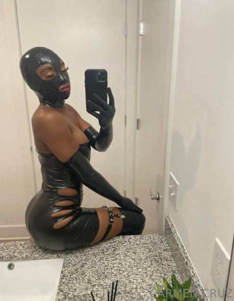 carmencruz OnlyFans Archiv