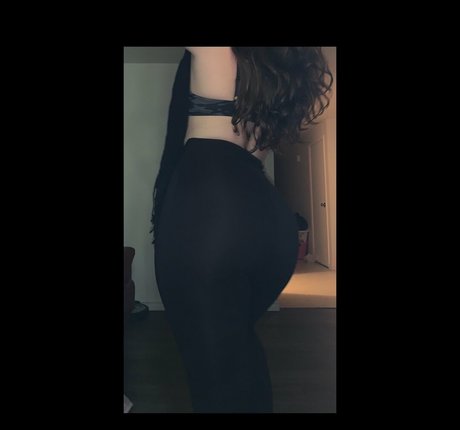 moneybabyvinny OnlyFans Striptease