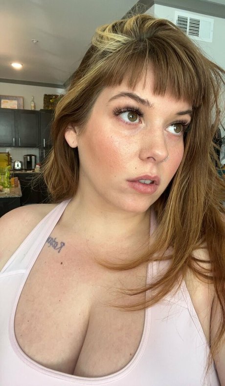 syckascript OnlyFans Striptease