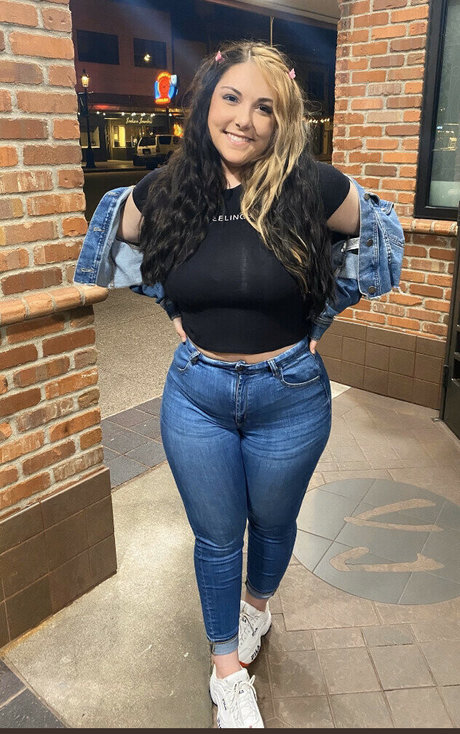 SamGorgeous NurlyFans-Pornos