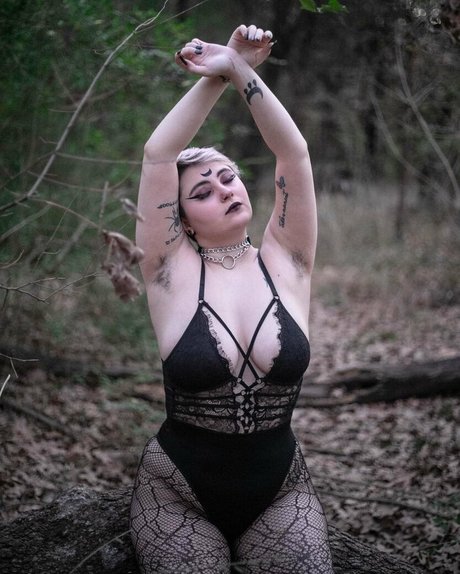 sirennnyxxfree Nackt