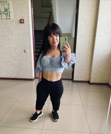 tiny sweet girl OnlyFans Fick geleakt