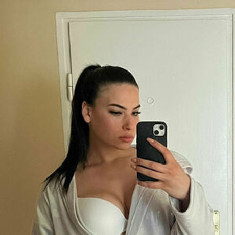 Szevelin Evelin szakali OnlyFans Gratis Porn