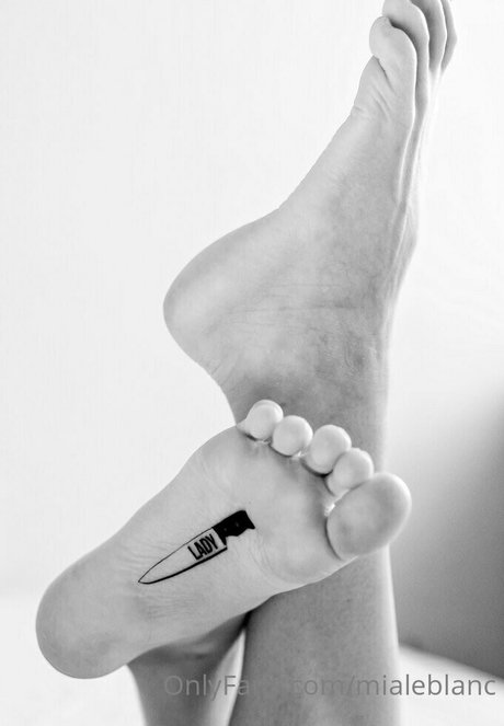 mialeblanc Nacktpornos auf OnlyFans