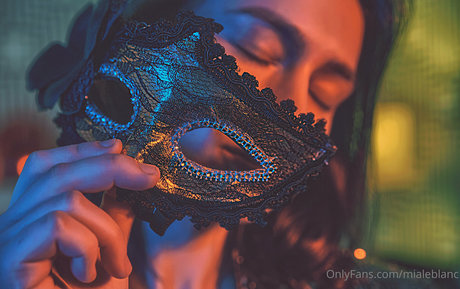 mialeblanc OnlyFans Nacktbilder