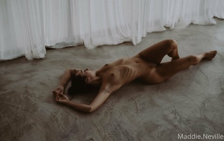 maddieneville OnlyFans XXX