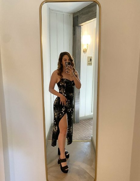 Sloane Wolf OnlyFans-Creator