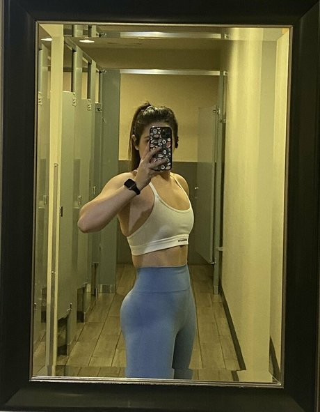 Sloane Wolf Nacktporno OnlyFans