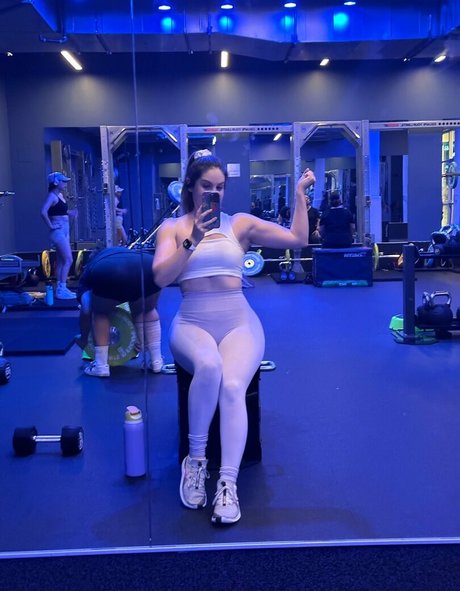 Sloane Wolf Nacktbilder von OnlyFans geleakt