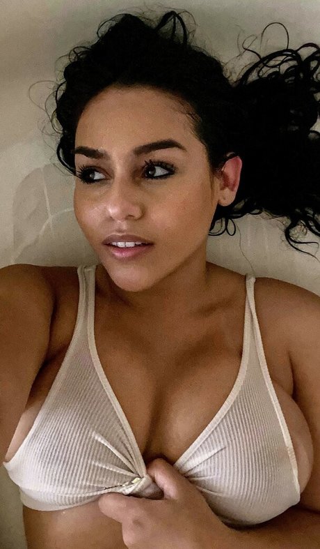 Gabby B Nackt auf OnlyFans