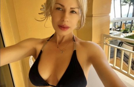 Orianthi Auf OnlyFans