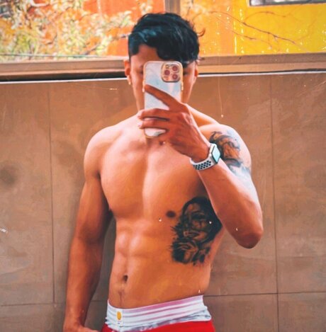 Wopatim Oben ohne OnlyFans