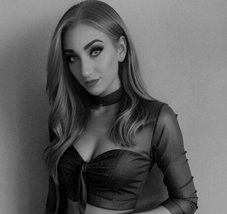 LAURA ROSE OnlyFans Leak