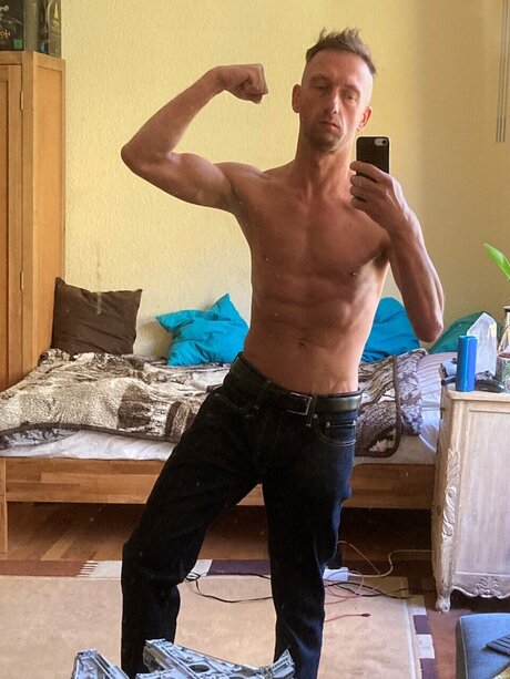 Joe Geek Nacktbilder von OnlyFans geleakt