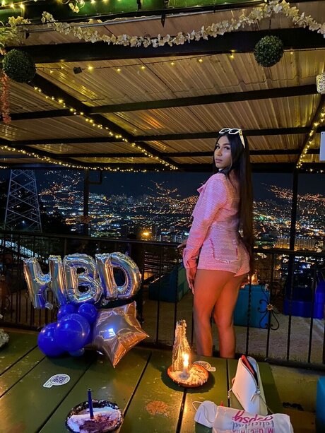 Kendall secrets OnlyFans Sextape