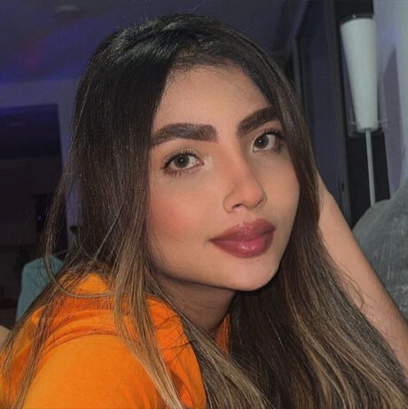 Andrea V lez Heiße OnlyFans Inhalte