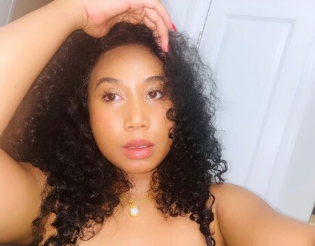 Thailand Bae OnlyFans Star