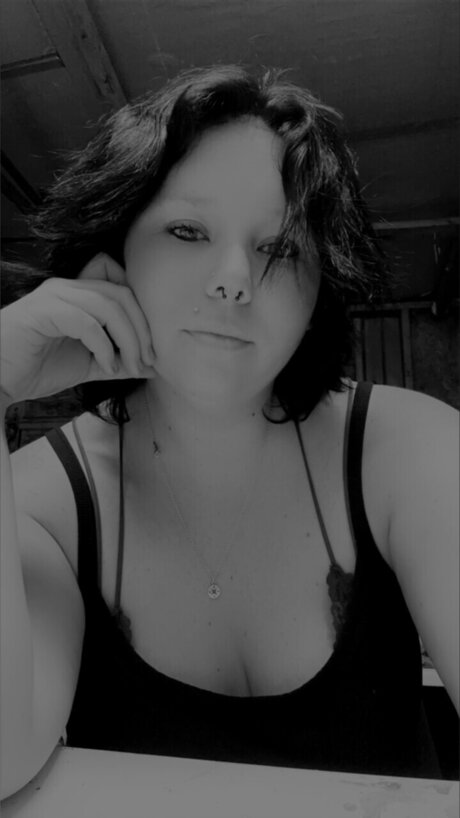 Curveymamax4 OnlyFans Nacktbilder