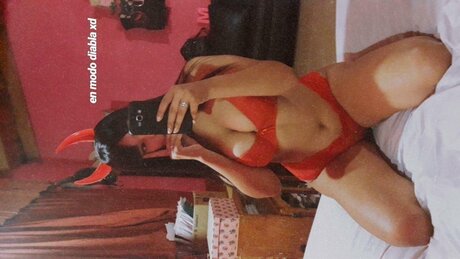 MIA_ Nackt auf OnlyFans