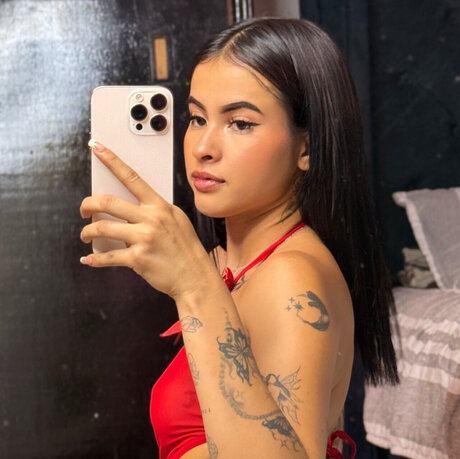 VALEN_ Oben ohne OnlyFans