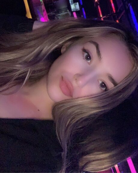 Kenzie Doll OnlyFans geleakter Pornografie