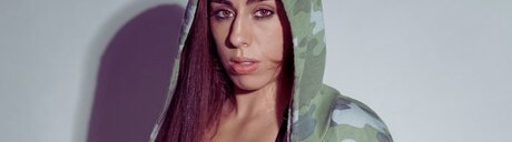 Danielle pitbull Nackt auf OnlyFans