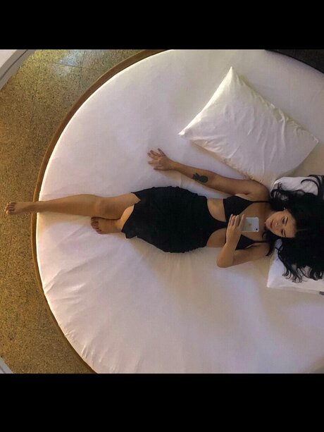 Bel Hot_ Nacktbilder von OnlyFans