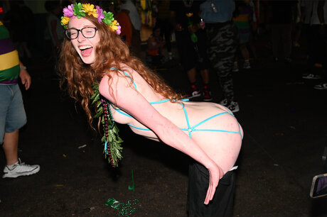 Ms Tune OnlyFans Striptease