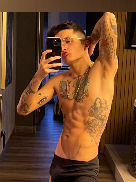 Jintwink_ OnlyFans geleakte Bilder