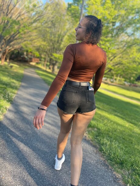 TropicanaHannah OnlyFans Nacktbilder