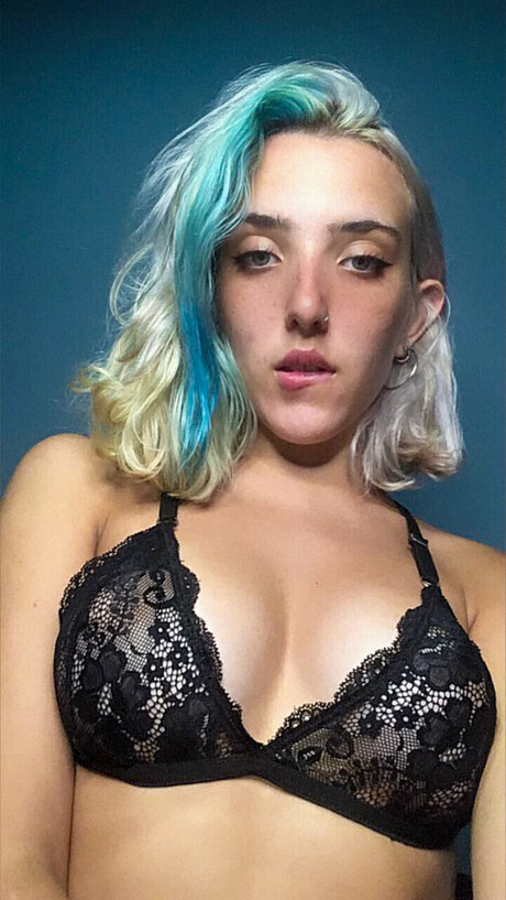 Azul Lar Leak von OnlyFans
