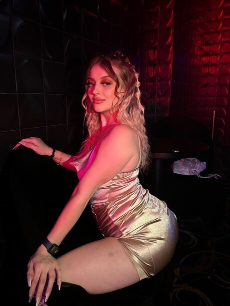 River_ OnlyFans-Bild