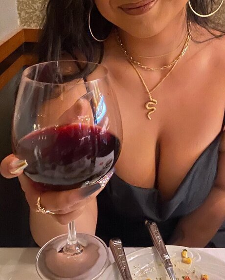 TINY H0RNY PUSSY_ OnlyFans kostenlos