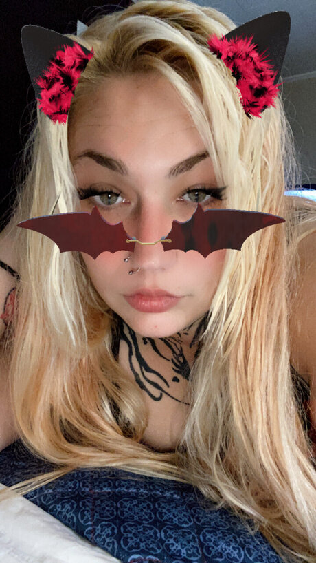 Zoe Russell OnlyFans