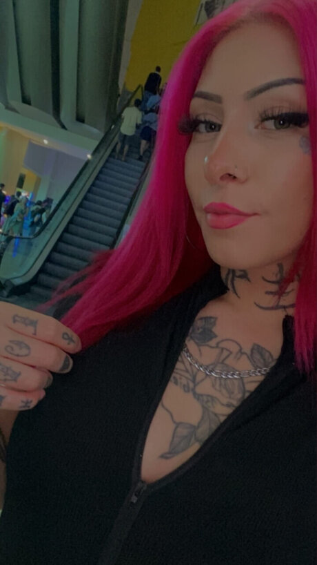 Queen Bee Bitxhes OnlyFans-Pornos