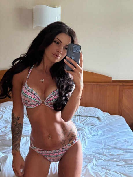 Jessica ne Kostenlose OnlyFans-Inhalte