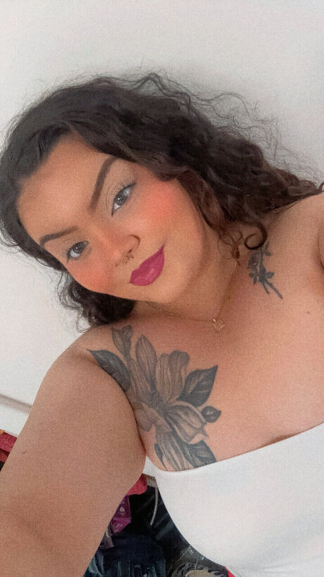 Shelle_ OnlyFans Inhalte