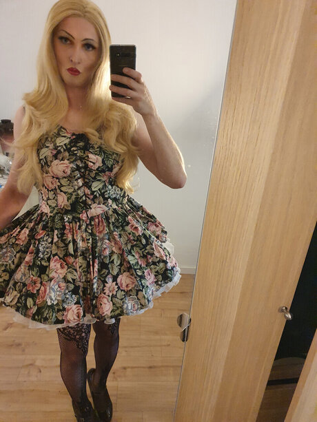 Yeliza Heiße OnlyFans Inhalte