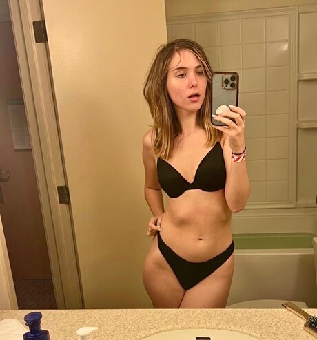 Valentina Jade OnlyFans Leaks Nacktbilder