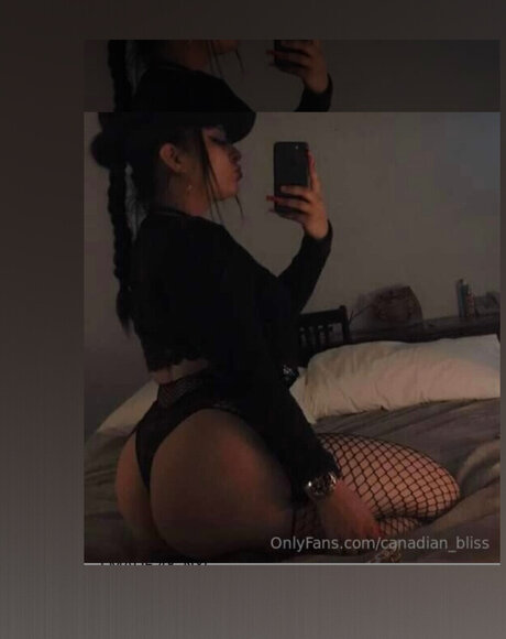 SnowBunny007 OnlyFans-Model