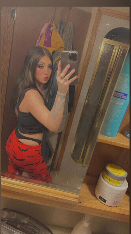 LaSsIe W aSsY_ Nacktbilder OnlyFans geleakt