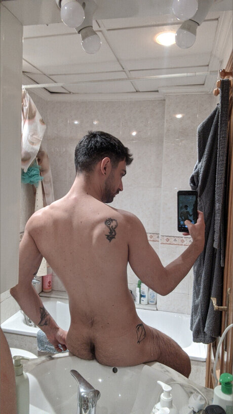 Artemise OnlyFans Inhalte